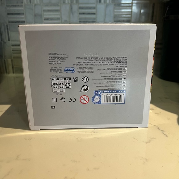 Anime Attack on Titan Female Titan GITD Bait Exclusive Funko Pop 233 - Picture 6 of 7